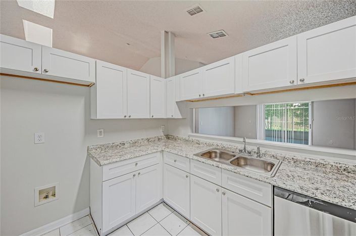 Image No.14-3 Bed House for sale