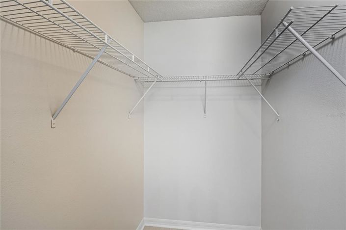 Image No.20-3 Bed House for sale