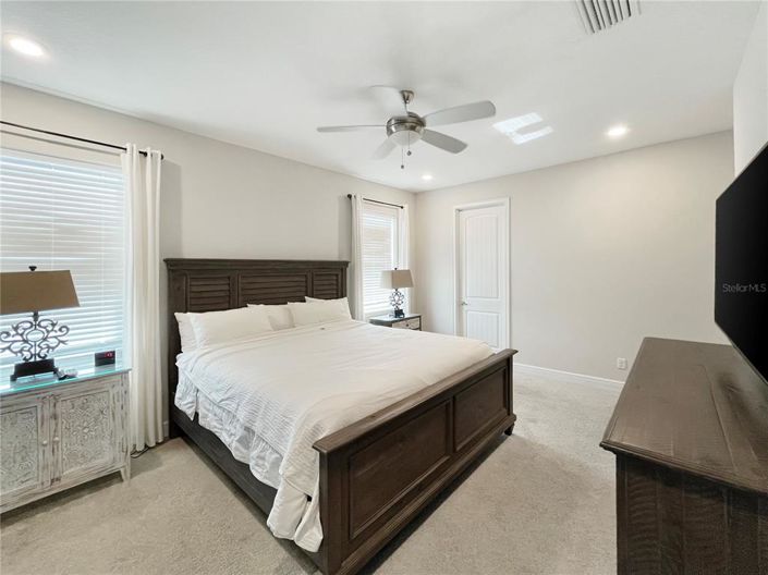 Image No.24-4 Bed House for sale