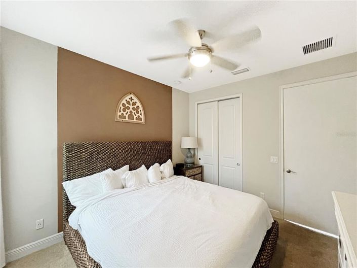 Image No.8-4 Bed House for sale