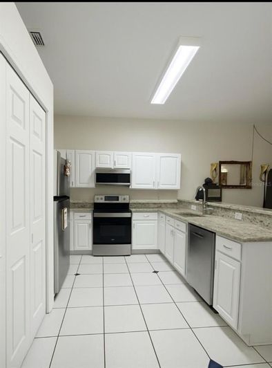 Image No.3-3 Bed Townhouse for sale