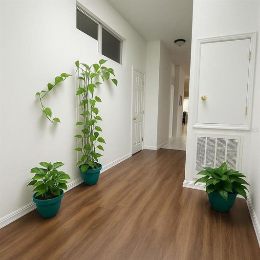 Image No.6-3 Bed Townhouse for sale