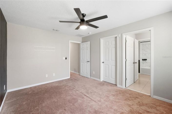 Image No.35-3 Bed Townhouse for sale