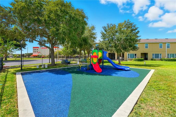 Image No.49-3 Bed Townhouse for sale