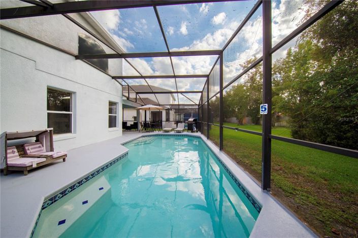 Image No.16-5 Bed House for sale