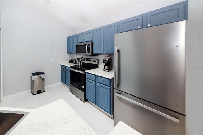 Image No.3-5 Bed House for sale