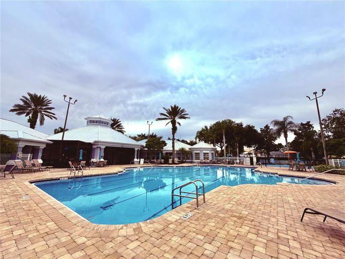 Image No.30-3 Bed Townhouse for sale