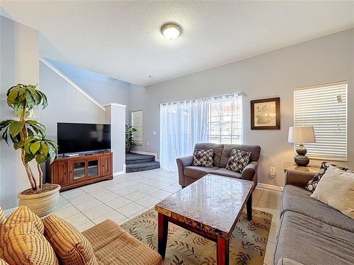 Image No.14-3 Bed Townhouse for sale