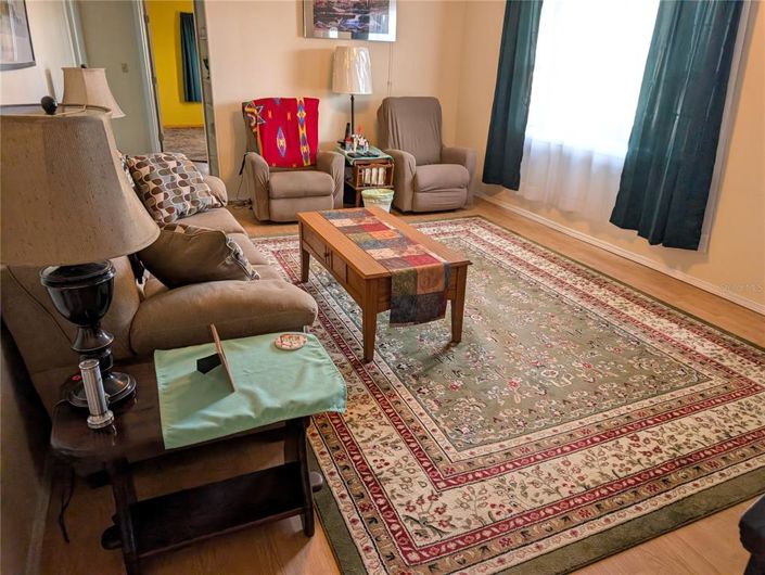 Image No.7-3 Bed House for sale