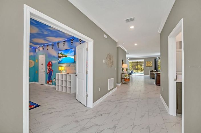 Image No.27-9 Bed House for sale