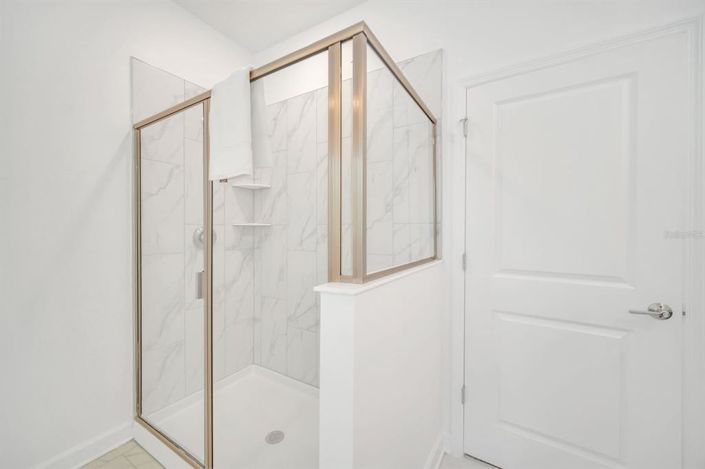 Image No.43-9 Bed House for sale