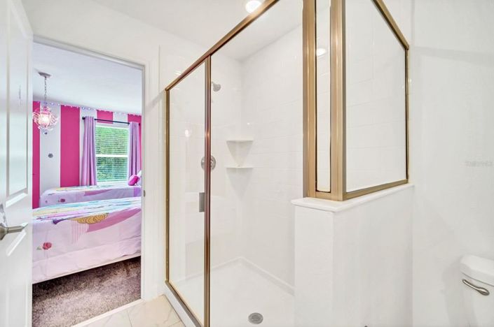 Image No.54-9 Bed House for sale