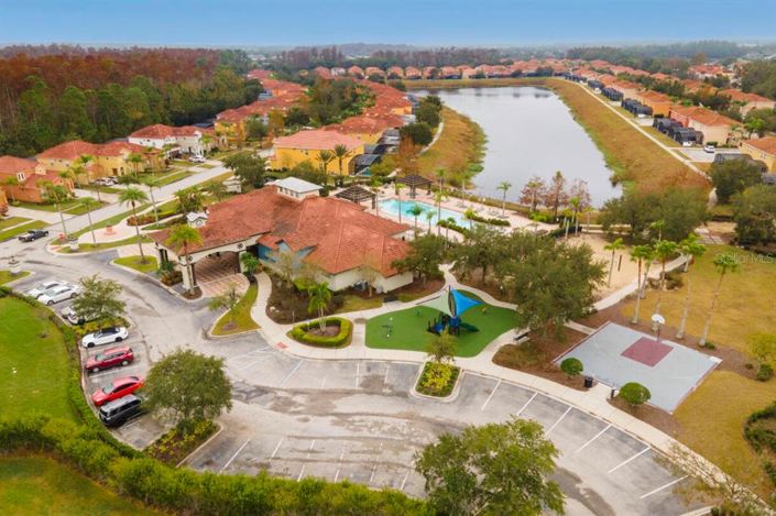 Image No.20-4 Bed Townhouse for sale