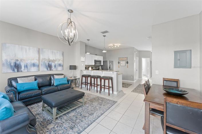 Image No.11-3 Bed Townhouse for sale