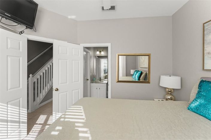 Image No.13-3 Bed Townhouse for sale