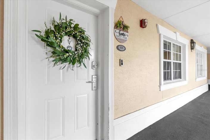 Image No.2-Appartement de 3 chambres à vendre à Saint John