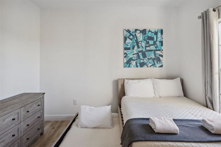 Image No.8-Appartement de 2 chambres à vendre à Saint John