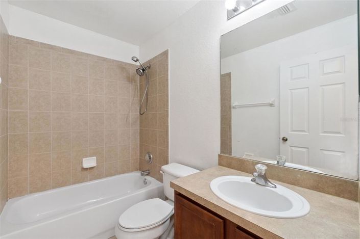 Image No.22-3 Bed Townhouse for sale