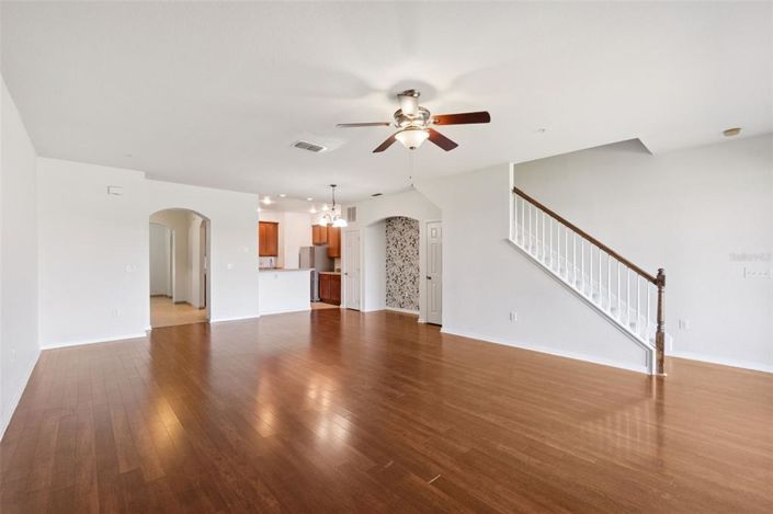 Image No.6-3 Bed Townhouse for sale