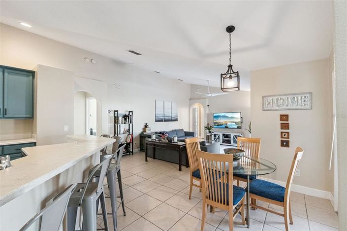 Image No.14-4 Bed House for sale