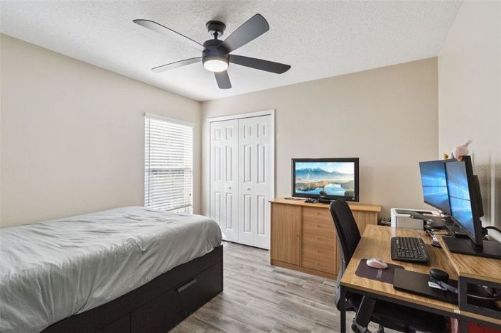 Image No.27-4 Bed House for sale