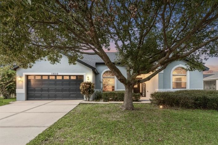 Image No.3-4 Bed House for sale