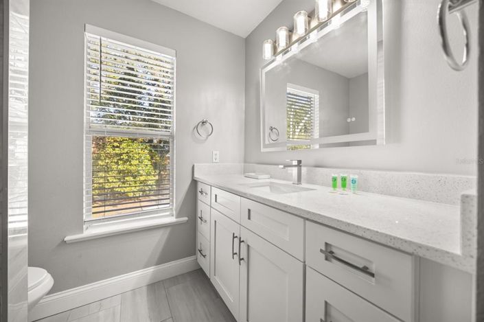 Image No.23-4 Bed House for sale