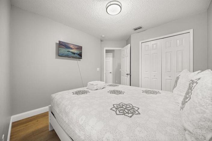 Image No.27-4 Bed House for sale