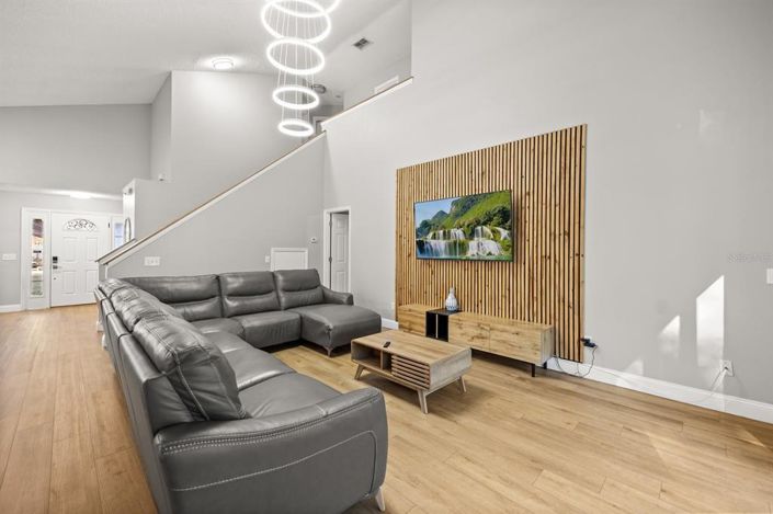 Image No.4-4 Bed House for sale