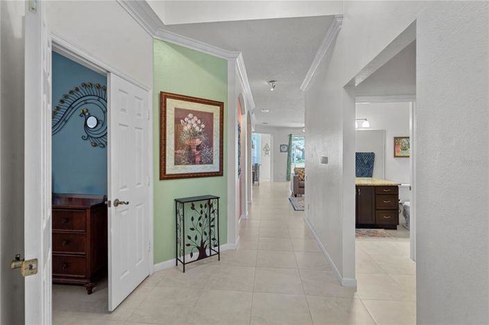 Image No.14-2 Bed Townhouse for sale