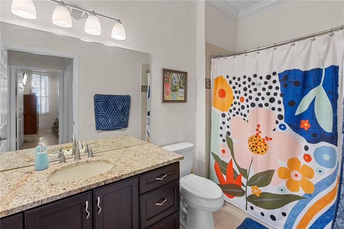 Image No.17-2 Bed Townhouse for sale