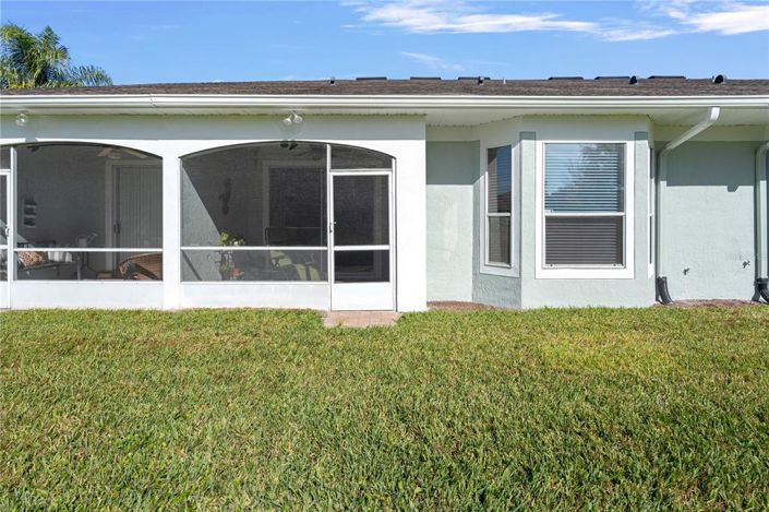 Image No.26-2 Bed Townhouse for sale