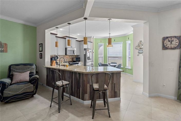 Image No.6-2 Bed Townhouse for sale