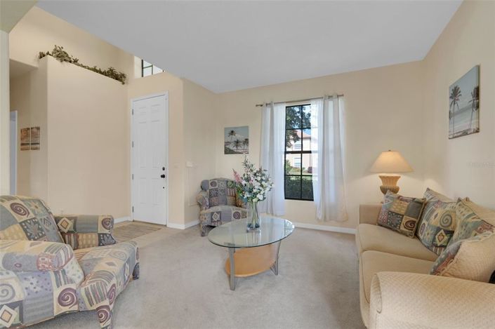 Image No.10-5 Bed House for sale