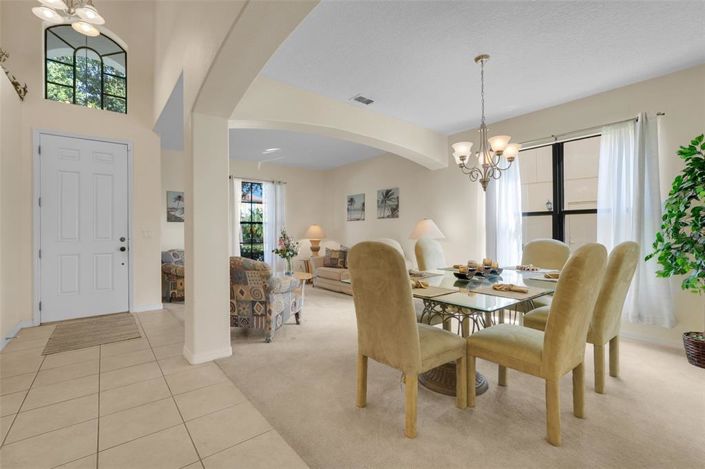 Image No.12-5 Bed House for sale