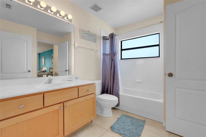 Image No.40-5 Bed House for sale