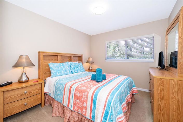 Image No.27-5 Bed House for sale