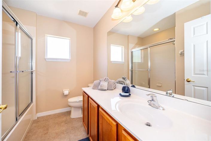 Image No.33-5 Bed House for sale