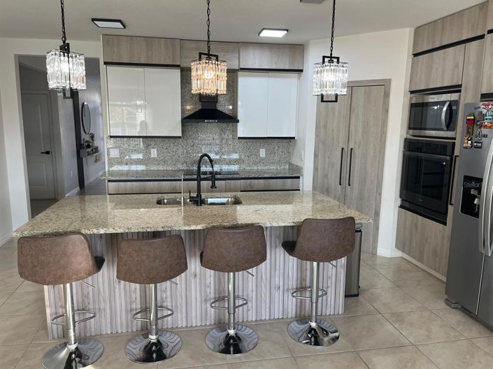 Image No.4-4 Bed House for sale