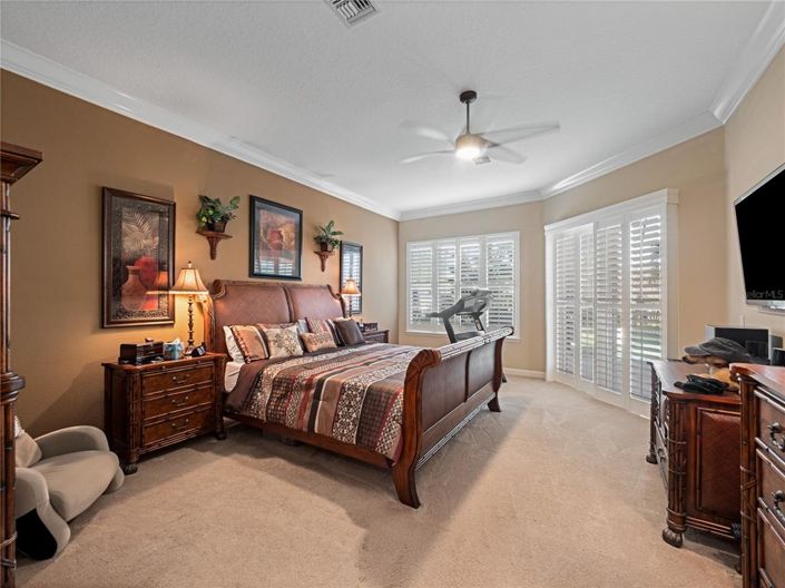 Image No.19-5 Bed House for sale