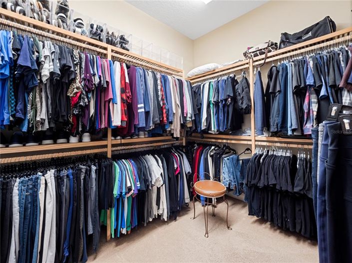 Image No.25-5 Bed House for sale