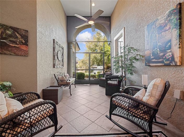 Image No.3-5 Bed House for sale