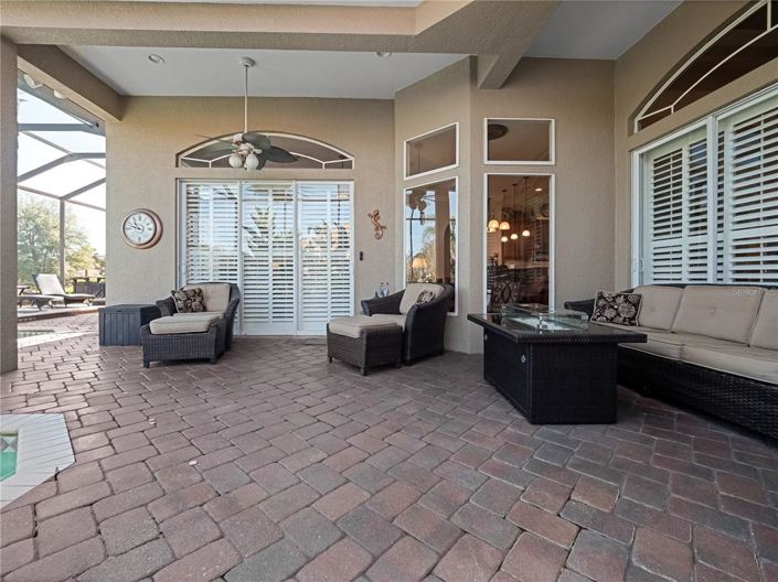 Image No.42-5 Bed House for sale