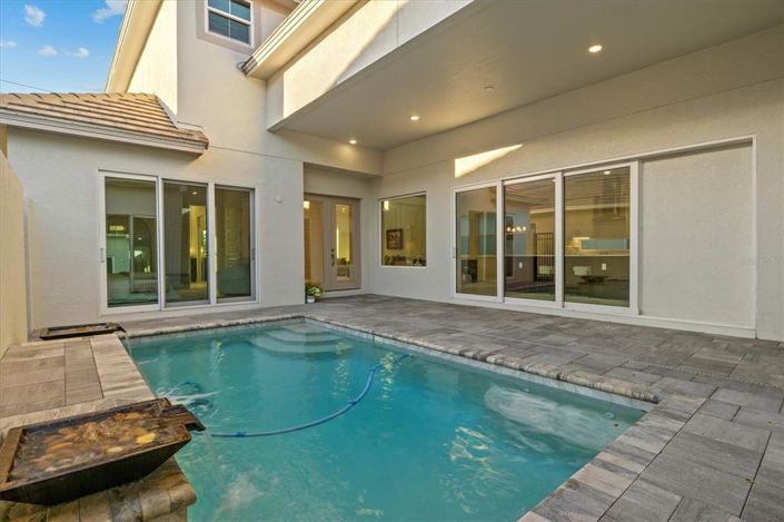 Image No.6-Maison de 4 chambres à vendre à Saint John