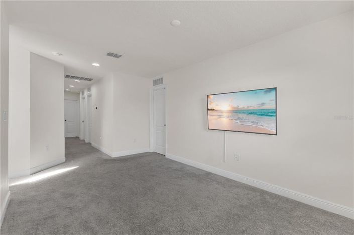 Image No.16-5 Bed House for sale