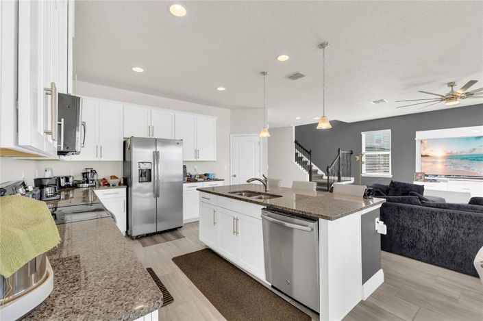 Image No.6-5 Bed House for sale