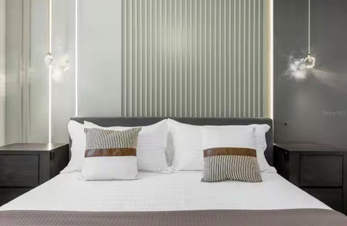 Image No.20-8 Bed House for sale