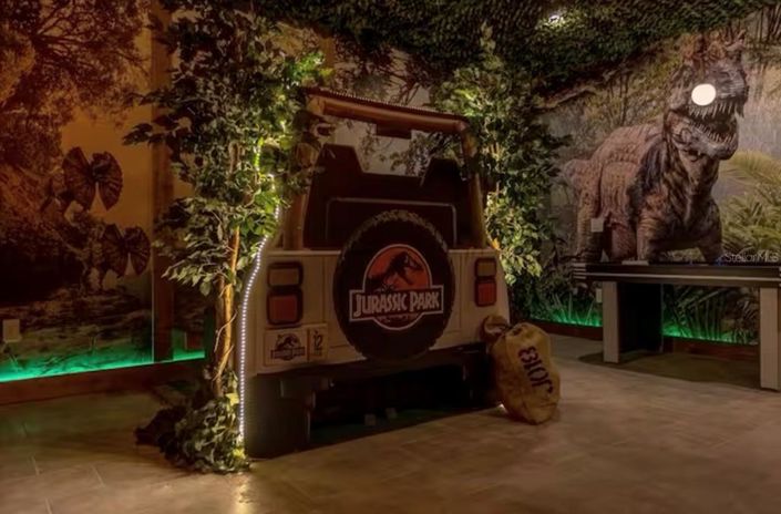 Image No.29-8 Bed House for sale