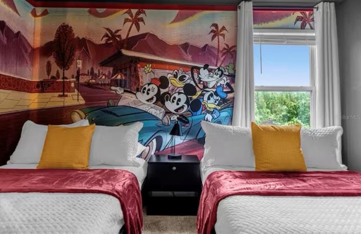 Image No.35-8 Bed House for sale