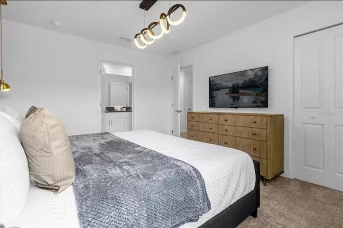 Image No.37-8 Bed House for sale